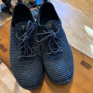 Men’s 11.5 Skechers black